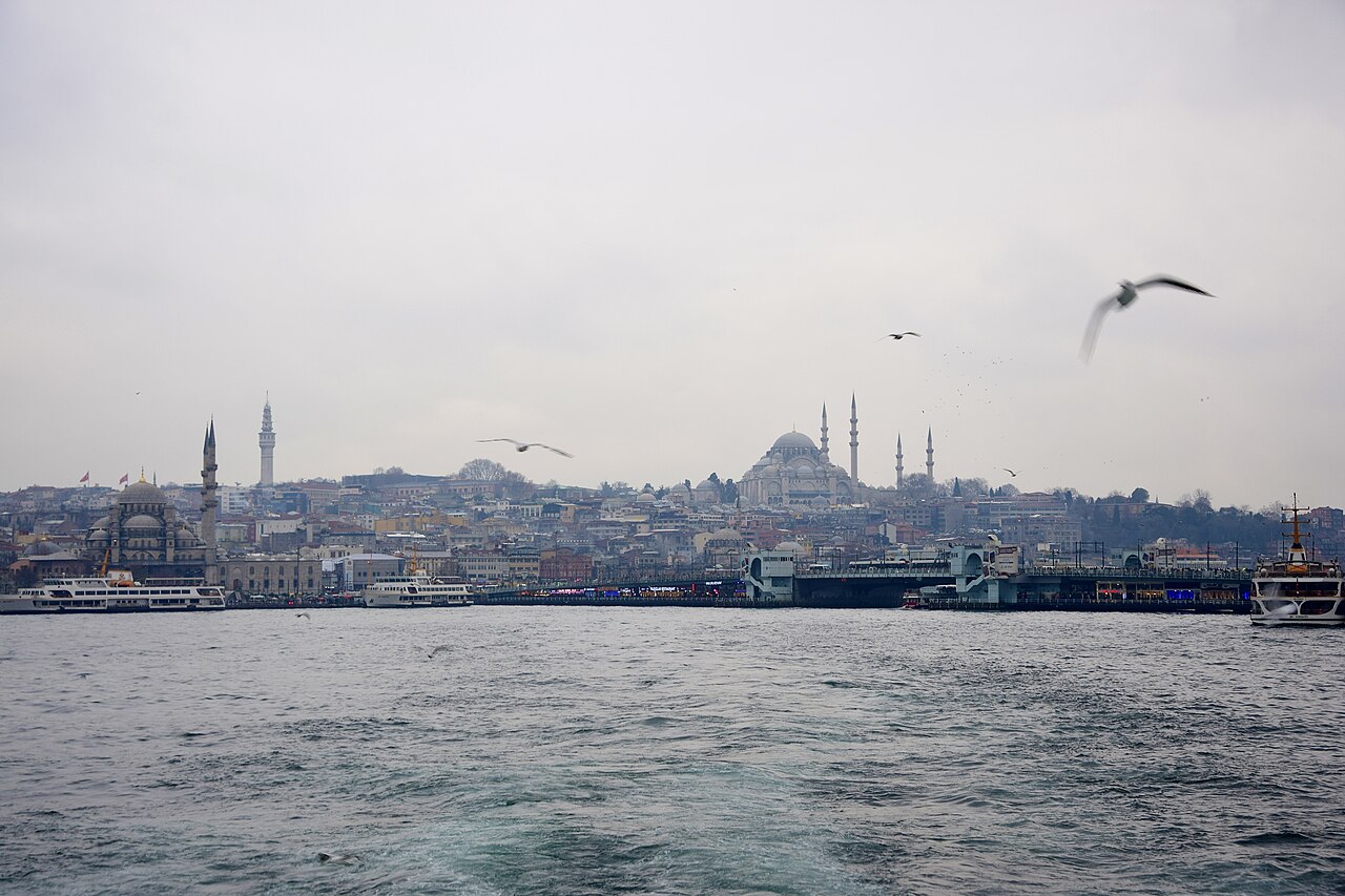 Boats on the water with Istanbul's skyline beyond